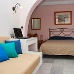 Iliada (adults Only) 4*