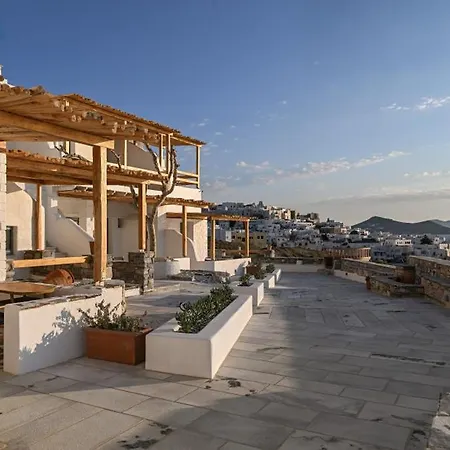 Iliada 2* Naxos City