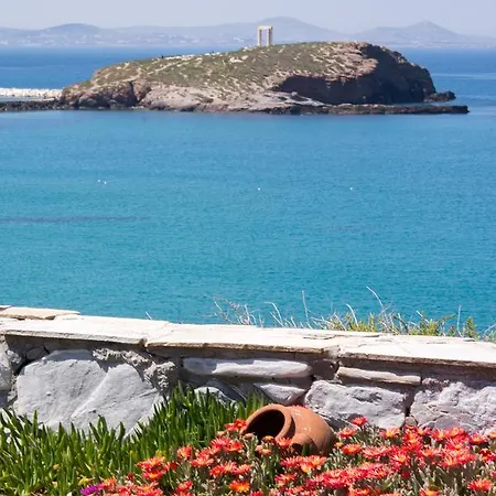 Iliada Apartahotel