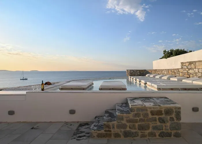 מלון דירות Iliada (adults Only)