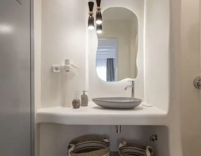 Iliada (adults Only)